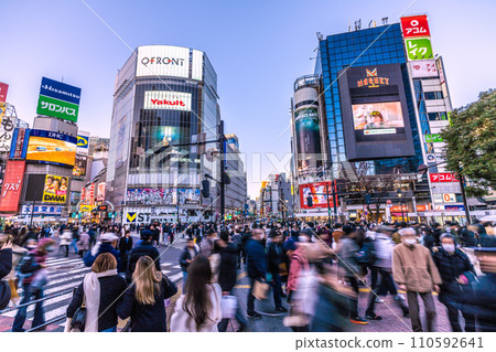 日本東京都市風景JN.1增加...繁華的澀谷。 Masa再次在澀谷剷除...Masa沒有必要...=2020年1月15日 110592641