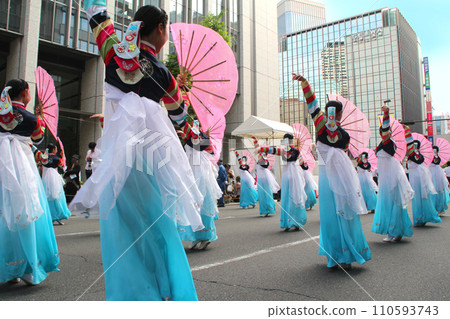 Korean folk dance performed at the parade Korean folk dance performed at the parade 110593743