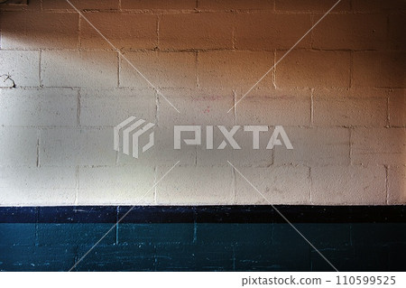 Brick wall pattern background, brick house walls texture Brick wall pattern background, brick house walls texture 110599525