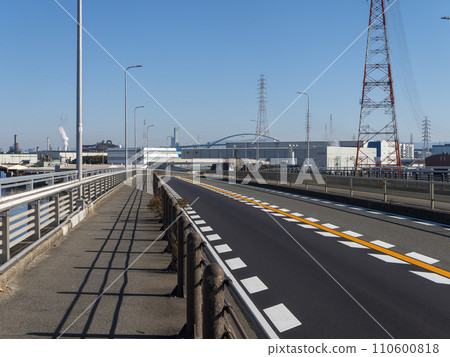 橫跨大阪港內港的平林大橋 橫跨大阪港內港的平林大橋 110600818