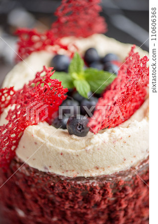 Red Velvet Cake with Mascarpone Cream Cheese Red Velvet Cake with Mascarpone Cream Cheese 110606368