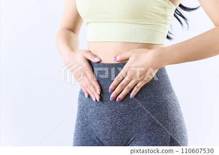 患有胃病的女性 110607530