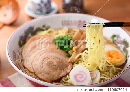 熱醬油拉麵 110607614