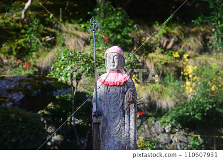 Jizo statue at Kannon-do Hall of Takian-ji Temple in Minoh-1 110607931