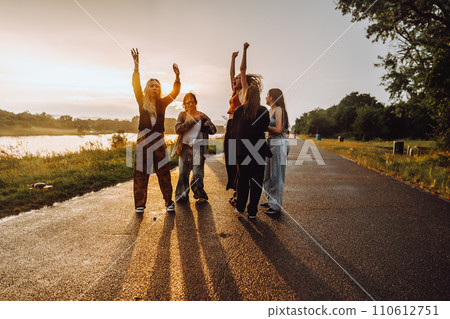 party young happy girls in nature 110612751