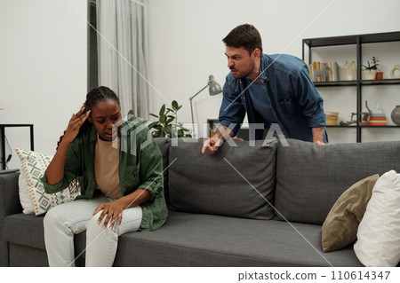 Quarrel with furious husband 110614347