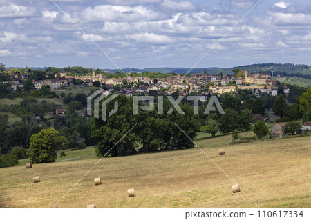 Pays-de-Belves, Dordogne, Nouvelle-Aquitaine, France Pays-de-Belves, Dordogne, Nouvelle-Aquitaine, France 110617334