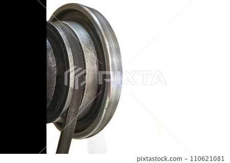 Flywheel, sewing machine pulley with belt Flywheel, sewing machine pulley with belt 110621081