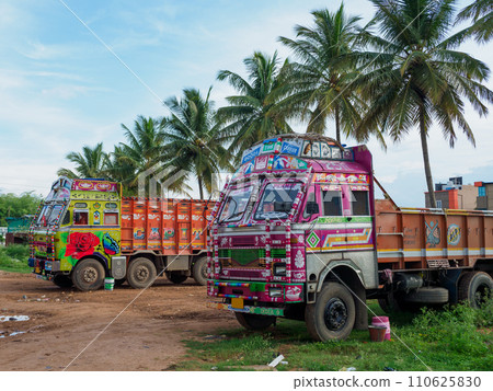 India_Scenery of colorfully decorated trucks India_Scenery of colorfully decorated trucks 110625830