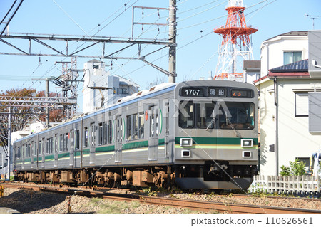 Tokyu Tamagawa Line 1000 series 1500 series Tokyu Tamagawa Line 1000 series 1500 series 110626561