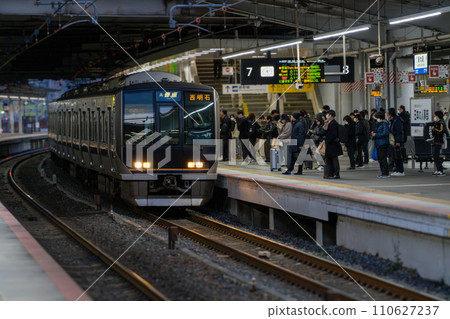 Commuter train image Commuter train image 110627237