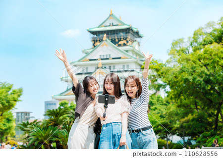 少女之旅：大阪城前與朋友自拍 110628556