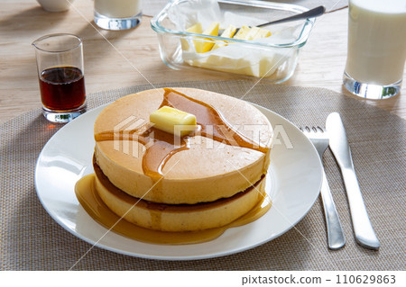 Hotcakes, pancakes, homemade snacks Hotcakes, pancakes, homemade snacks 110629863