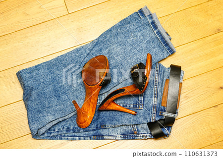 High heel open toe vintage style wooden mules on blue jeans, slip-on sexy wooden mules 110631373