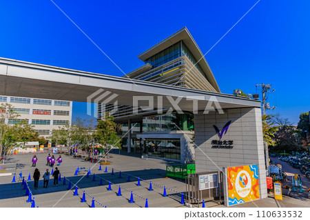 東京都杉並區明治大學及泉校區(及泉圖書館) 東京都杉並區明治大學及泉校區(及泉圖書館) 110633532