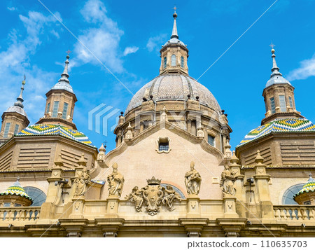 Basilica and cathedral of El Pilar, Zaragoza, Spain. Basilica and cathedral of El Pilar, Zaragoza, Spain. 110635703