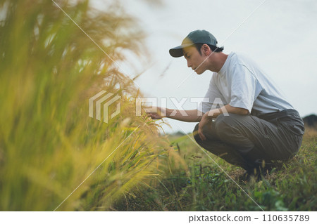 farmer, farmhouse, gents 110635789