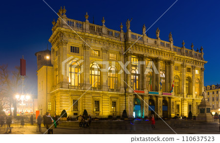 Palazzo Madama in Turin at night, Italy 110637523