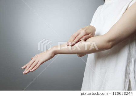 日本女人的手很漂亮 110638244