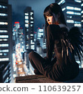 有著黑色翅膀的迷人女人 110639257