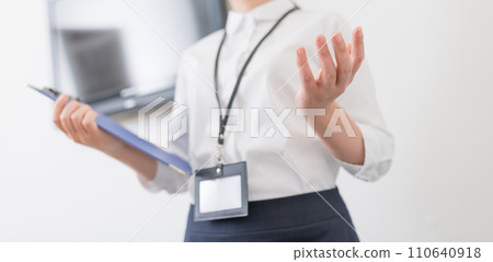 企業辦公室的商務場景 110640918