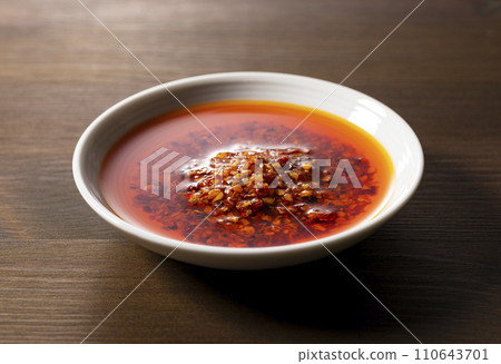 吃盧西恩油 吃盧西恩油 110643701