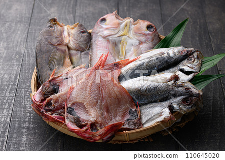 4 types of sun-dried premium dried fish set 4 types of sun-dried premium dried fish set 110645020
