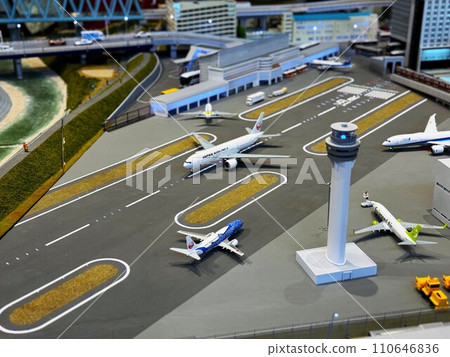Airport (miniature) 110646836