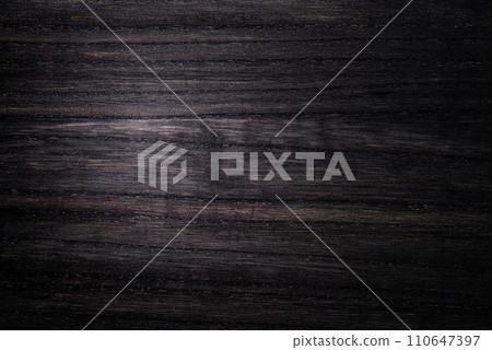 黑色漆板 110647397