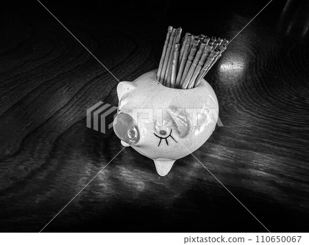 Osuma Shiko Pig-chan ~ Toothpick holder ~ 110650067