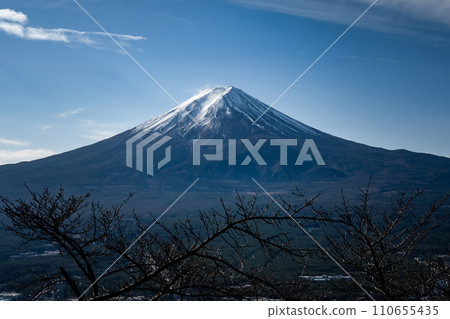 Mt. Fuji seen from Mt. Mitsutoge 110655435