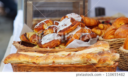 Sweet pastry bread at farmers market Sweet pastry bread at farmers market 110655482