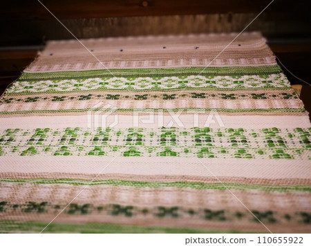 Hand knitted textil 110655922