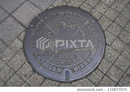 阪神甲子園球場的井蓋 阪神甲子園球場的井蓋 110657074