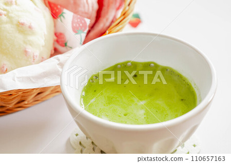 Matcha Latte 110657163