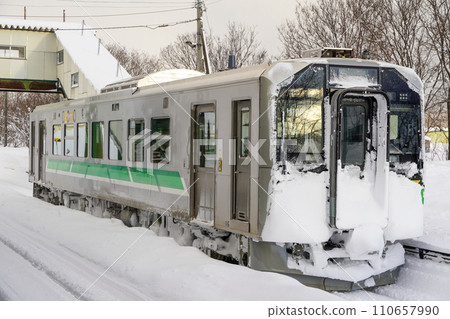 愛別站H100型柴油列車(H100-90) 愛別站H100型柴油列車(H100-90) 110657990
