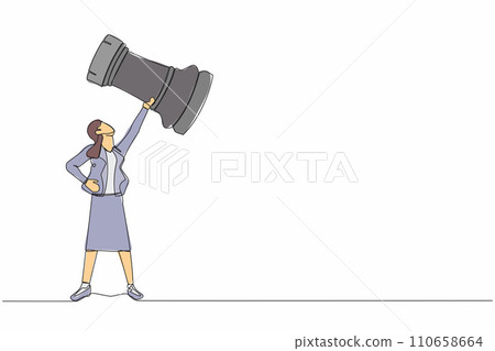 Single continuous line drawing businesswoman holding rook chess piece. Tactical advantage, successful entrepreneurship, tactics or business strategy. One line draw graphic design vector illustration 110658664
