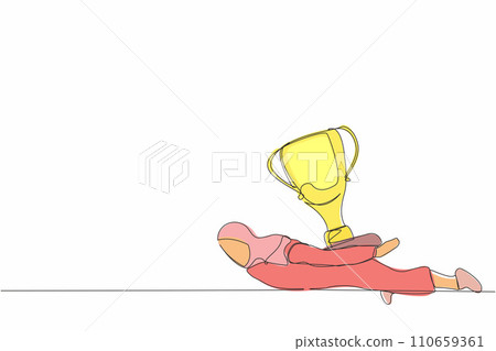 Continuous one line drawing Arabian businesswoman under heavy trophy burden. Office worker failed to win competition or business goals achievement. Single line draw design vector graphic illustration 110659361