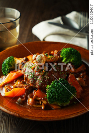 半糖汁燉蘑菇漢堡 110660467