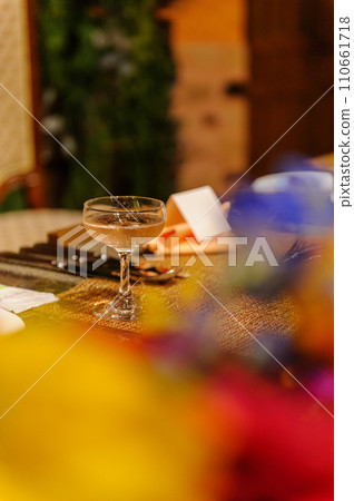 Bridal image, toast image, wine glass, elegant and splendid, very elegant and wonderful wedding 110661718