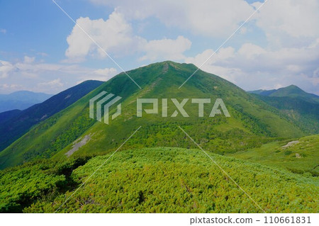 Uni-Ishikari-dake from the Ishikari-dake ridgeline Uni-Ishikari-dake from the Ishikari-dake ridgeline 110661831