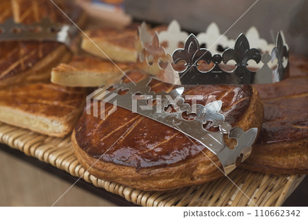 Closeup of king cake in a bakery store showroom 110662342