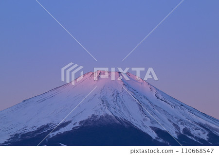 Fuji in winter 110668547