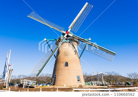 佐倉故裡廣葉千葉在陽光明媚的冬季天氣 110668562