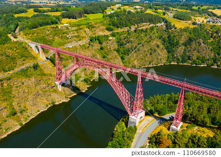 Drone view of railway bridge Viaduc de Garabit in Auvergne, France Drone view of railway bridge Viaduc de Garabit in Auvergne, France 110669580