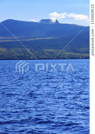 Lake Shikotsu and Tarumae mountain 110669618