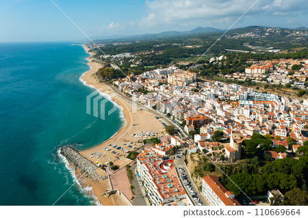Aerial view of the resort town of San Paul de Mar 110669664