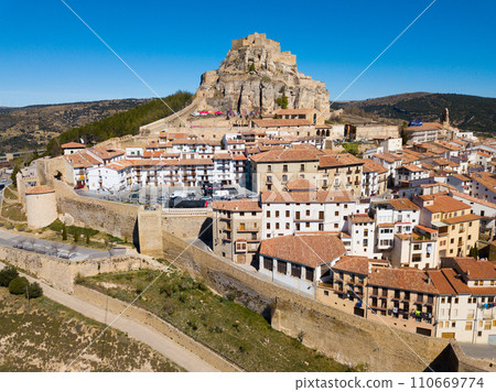 Panoramic cityscape of Morella 110669774