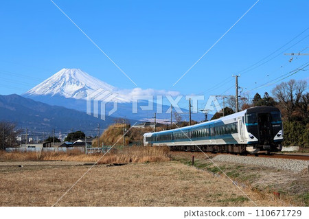 [JR東日本] E257系列「舞子」（伊豆箱根鐵道駿豆線：三島深町～大場） 110671729