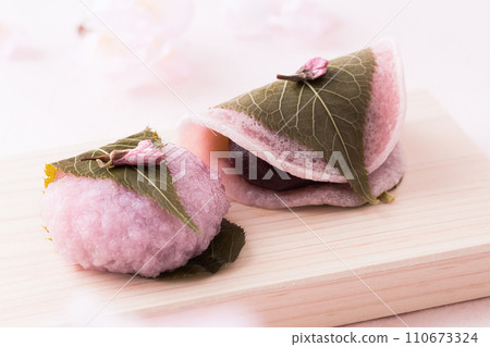 Sakura cake spring sweets 110673324
